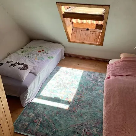 Chaloupka V Srdci Krivoklatska Rakovník